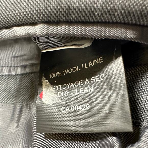 Peter Millar NWOT Gray 100% Wool Men's Sports Coat 46T 2 Button Closure Blazer - Picture 5 of 8